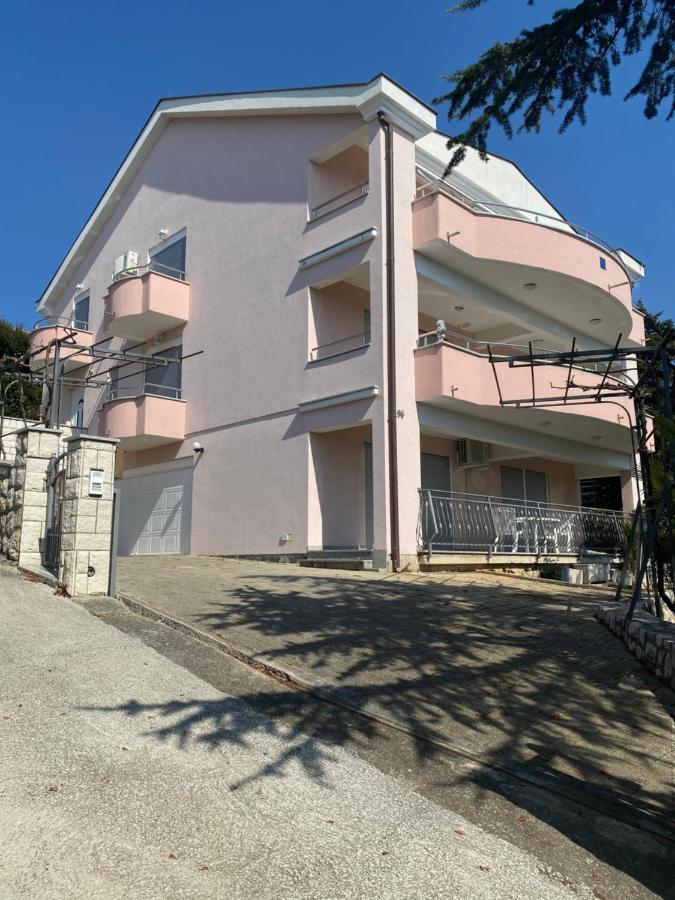 Apartments La Mer ノヴィ・ヴィノドロスキー エクステリア 写真